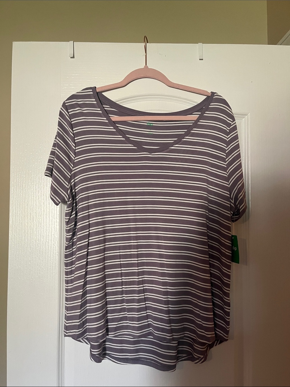 dip Striped V-Neck Tee in Gray and White